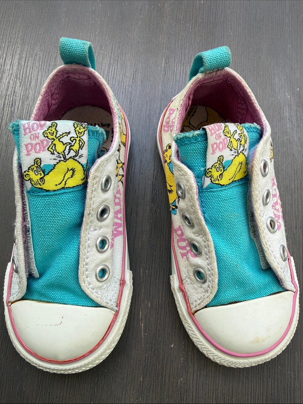 Converse Toddler’s Vintage Hop on Pop Dr Sues Y2K Sneaker Runners - Picture 3 of 8